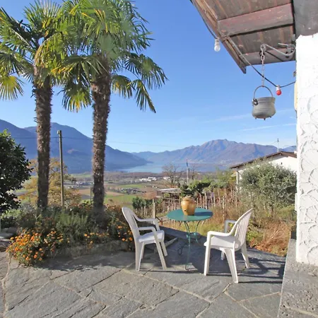 Holiday home Casa Ai Vigneti By Holap Sa Gordola