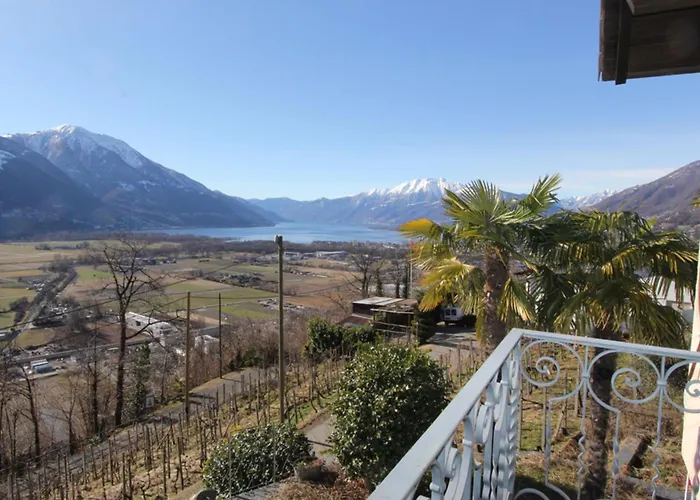 Casa Ai Vigneti By Holap Sa Dom wakacyjny Gordola