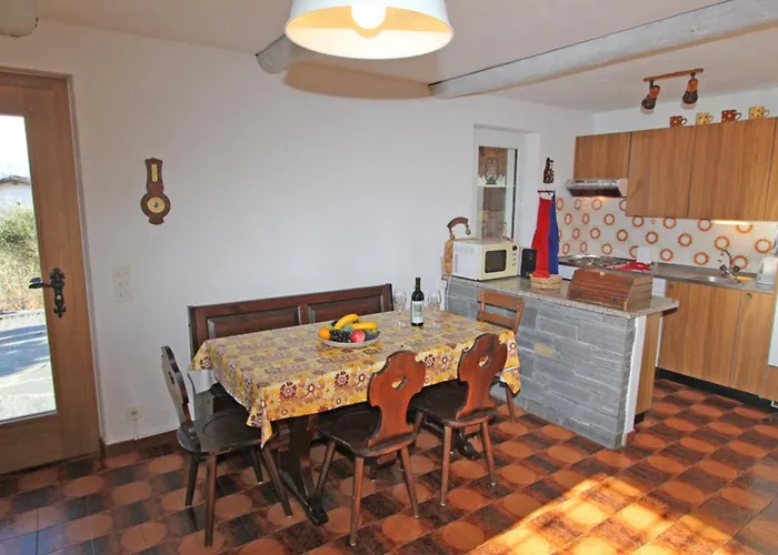 Casa Ai Vigneti By Holap Sa Сasa de vacaciones Gordola